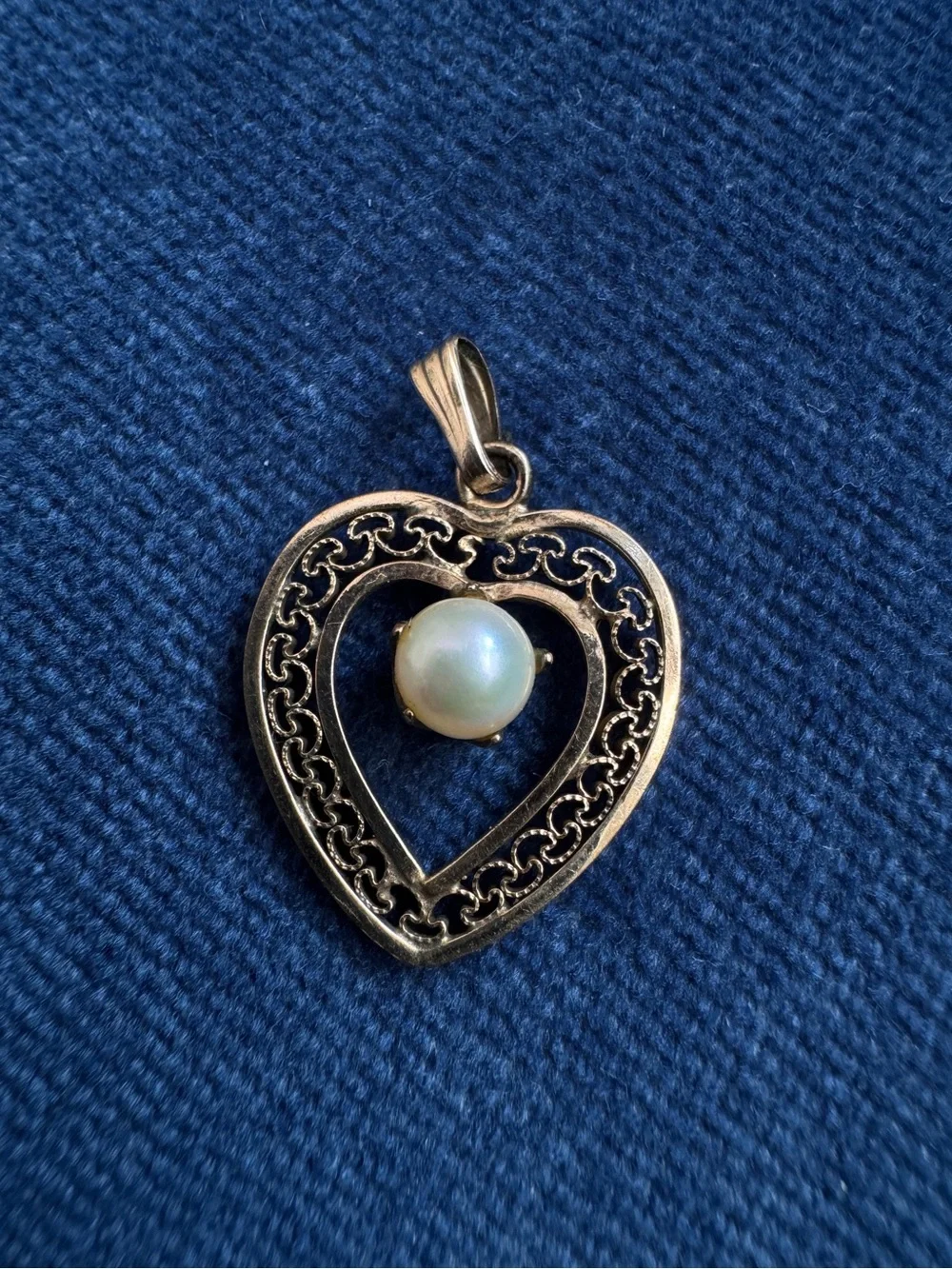Vintage 12k GF small Pearl  Heart Pendant